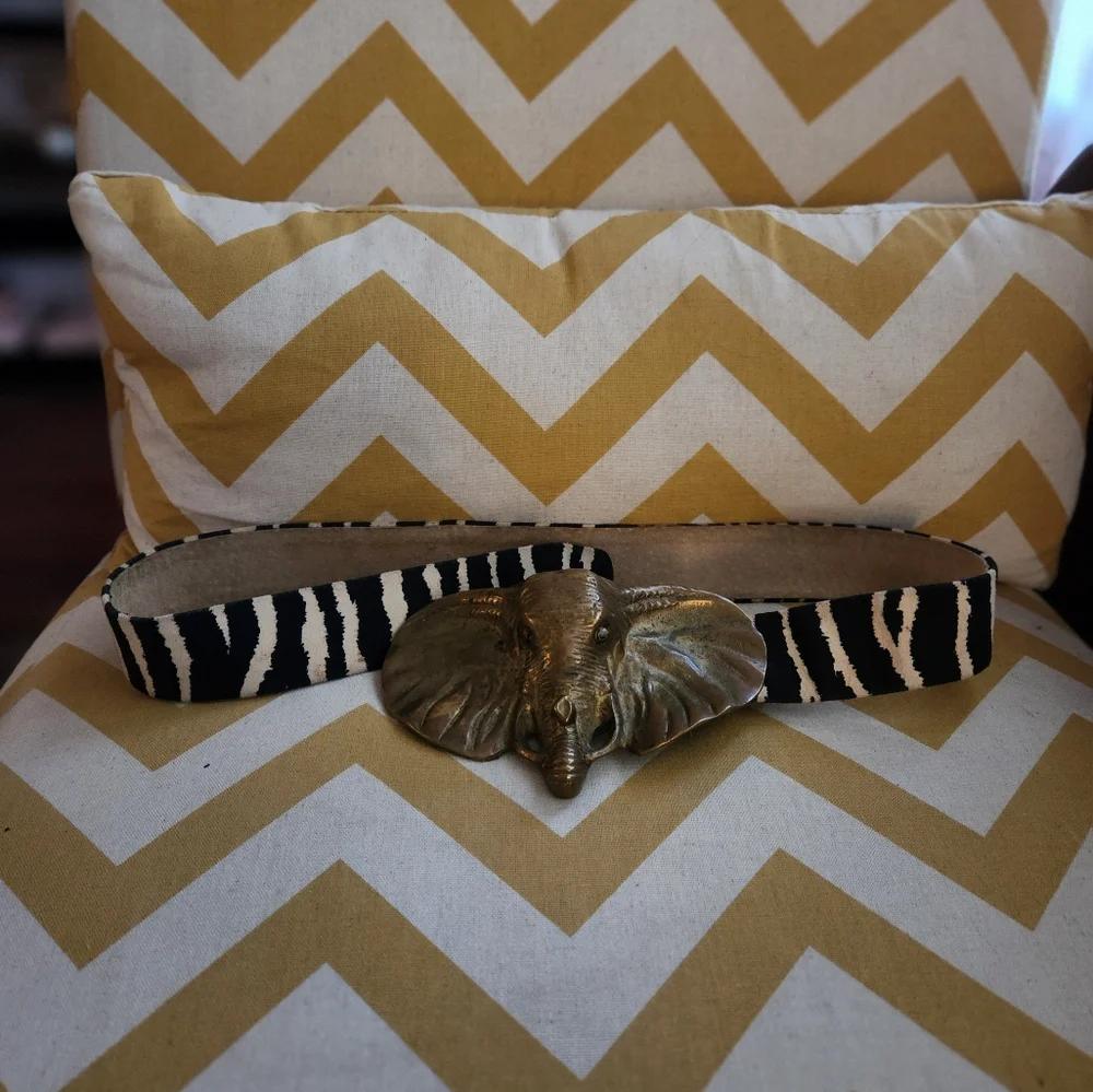 Vintage brass elephant belt and buckle - Picture 3 of 8